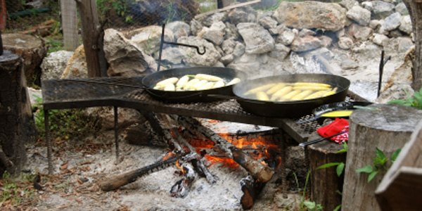 classic-campfire-cooking